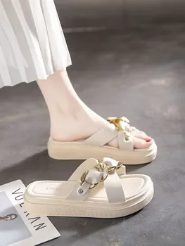 Женские тапочки в сандалиях, новые летние туфли на толстой подошве, модный тренд пляжных шлепанцев в сказочном стиле