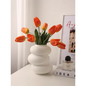 Керамическая ваза для пончиков чисто белого цвета с декоративными цветами в виде тюльпанов, цветочная композиция для гостиной, веранда,